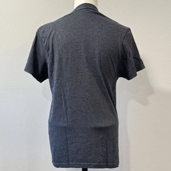 Johnny Cash Man In Black Graphic T-Shirt Short Sleeve Charcoal Gray Adult Small - Picture 2 of 10